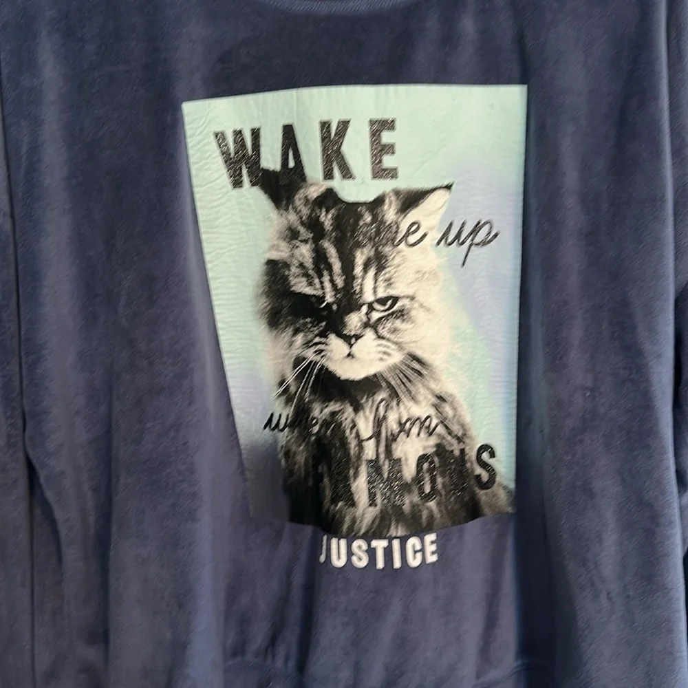 Justice Sleep Top Girls size XL